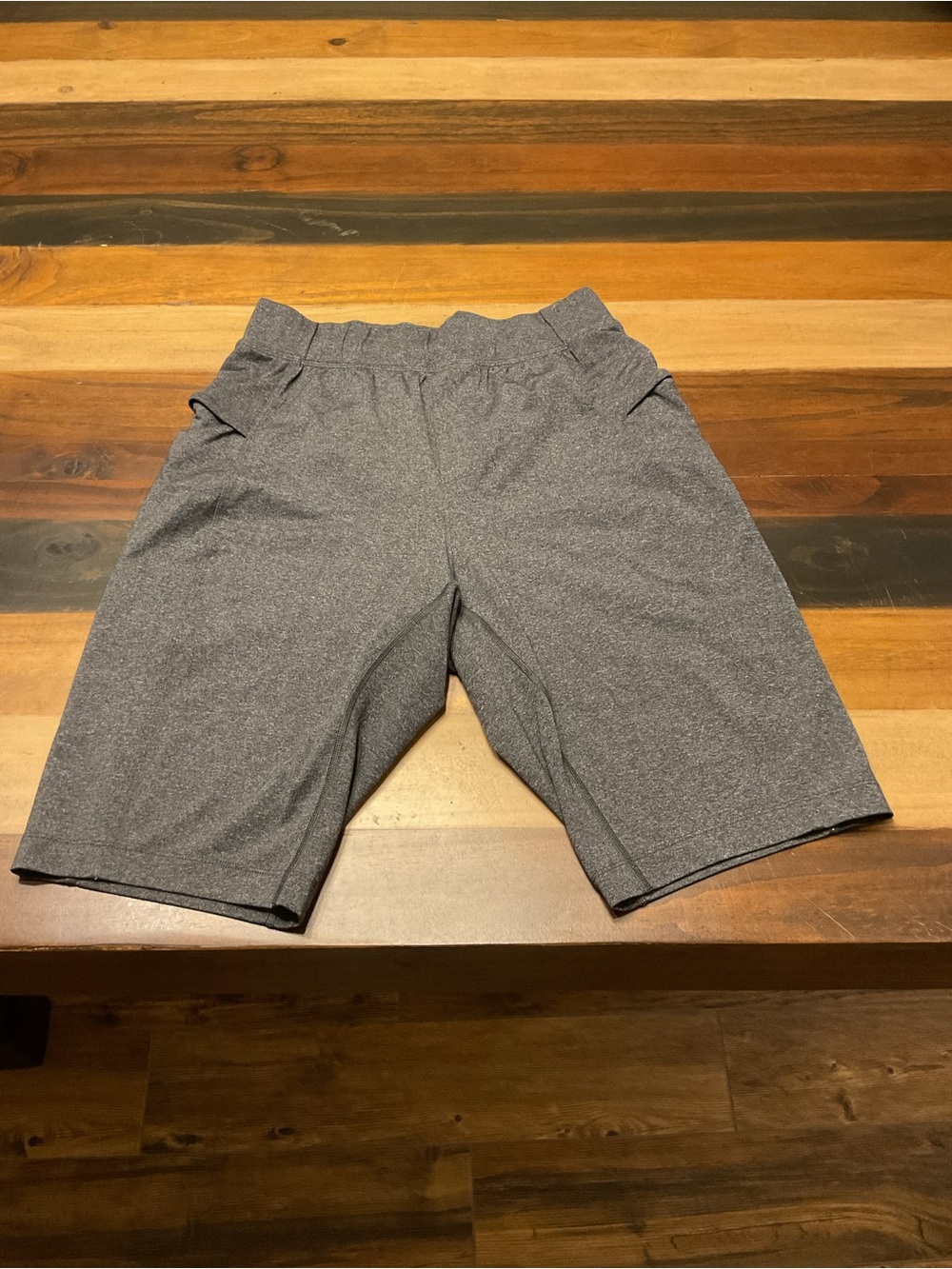 Lululemon Men's Heathered Gray Athletic Shorts - Size Small L6